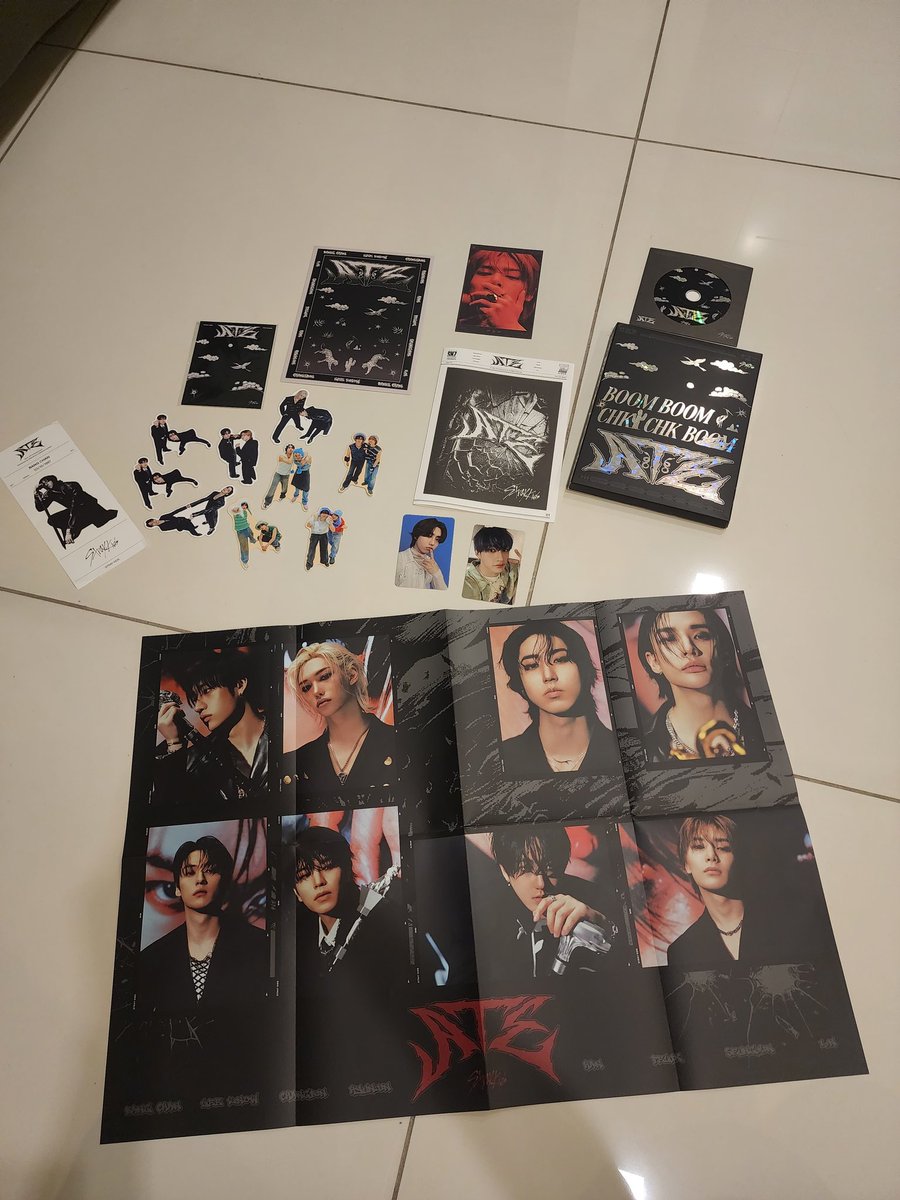 bangpinkz0ne_'s tweet image. #yongheefeedback tysm for organising the GO! love that my albums always arrive safely and in good conditions💕💕loved my pulls too😋