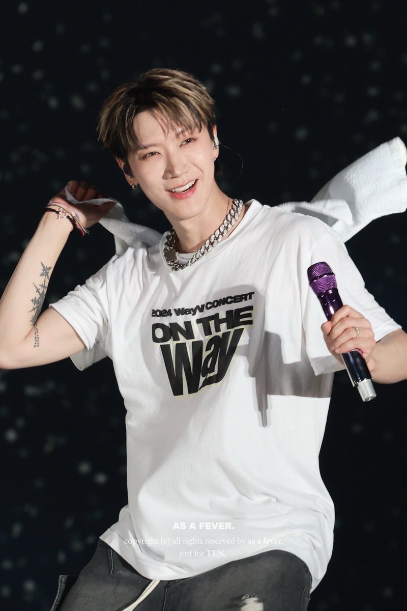 asafever_kr's tweet photo. 240817 WayV CONCERT [ON THE Way] in NAGOYA 

🫳🏻🫳🏻🫳🏻

#TEN #텐 #เตนล์ #李永钦 #テン 
#WayV #威神V 
#ONTHEWay #NAGOYA
#WayV_ONTHEWay_in_NAGOYA https://t.co/wIupY7CZLX