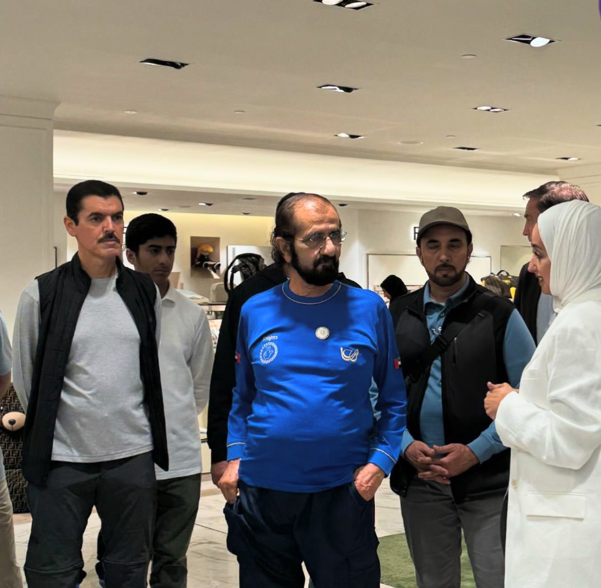 الشيخ محمد بن راشد و الدعم اللا محدود 

أولاً أبارك لأخي و أخواتي 
محمد مطر بالكوس ( Saddle )
أمل محمد المري ( parkers ) 
شذى عيسى الملا  ( shathaessa.kids )

على توسع اعمالهم من المحلية الى العالمية و تواجدهم في لندن احد اهم مدن العالم الاقتصادية 

و تشريف الشيخ محمد