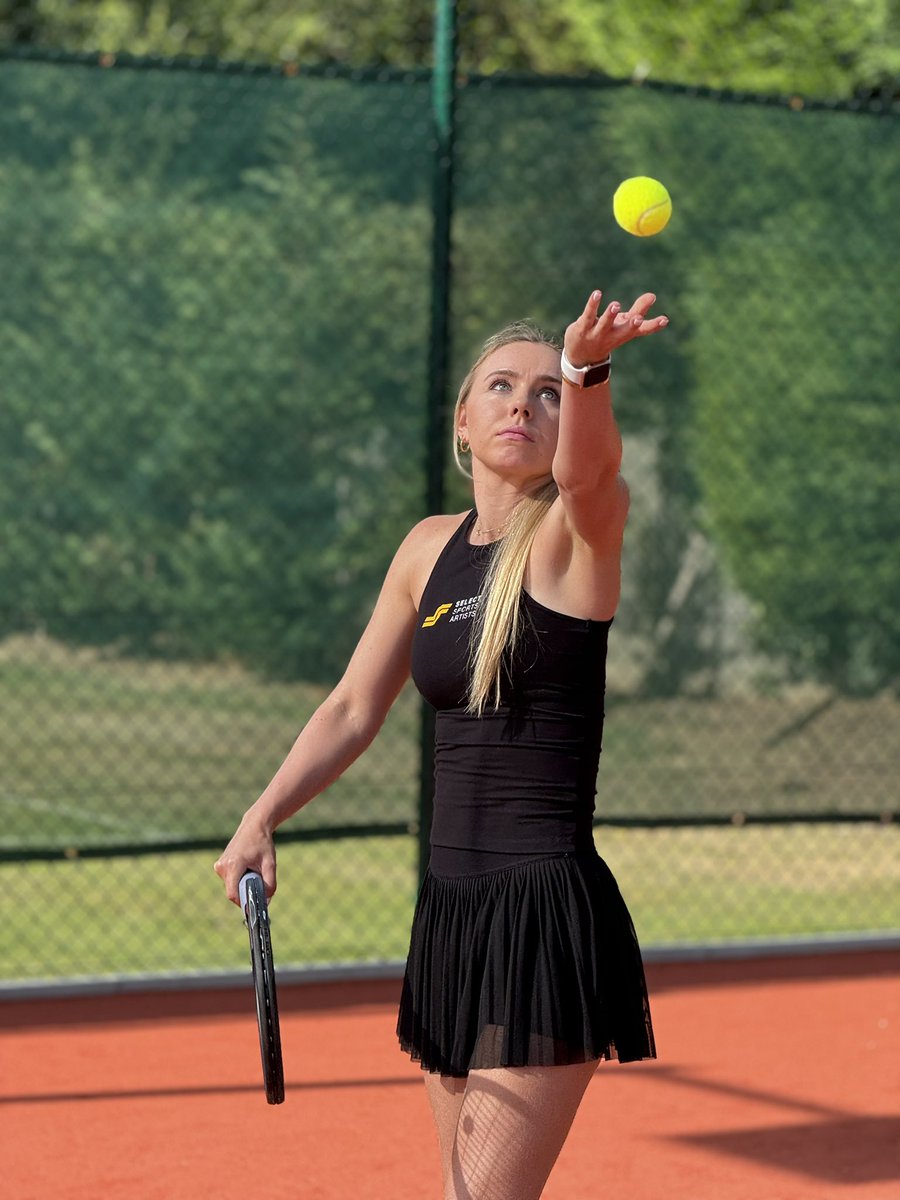 SelectSportsA's tweet image. We have had an incredible shoot this week showcasing our talent across football, basketball and tennis with specialist choreography for each sport. Special thanks to all sports artists &amp;amp; to TIG productions &amp;amp; photographer Hamish Brown. Now for the edit 🙌🏆