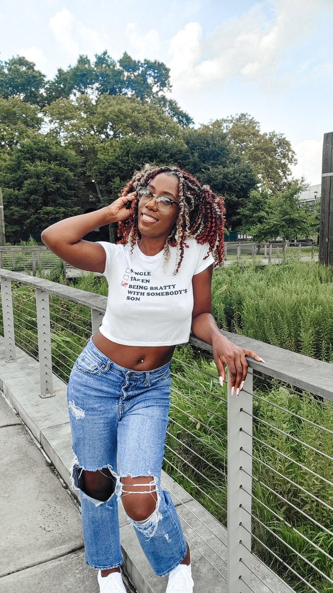 Get Naughtee tweet media