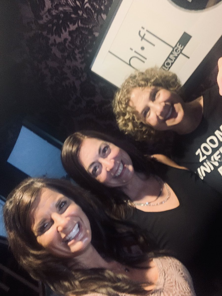Happy birthday, Claire! It was a great night at the new Hifi Lounge talking politics and life with <a href="/SenClaireCelsi/">Claire Celsi</a> and West Des Moines Democrats Chair Jennie Doke-Kerns! 

#IApolitics