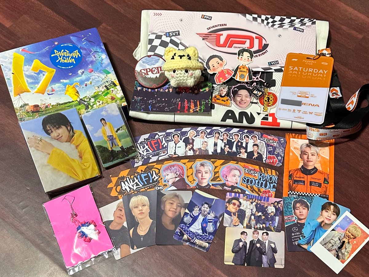 yjnx_'s tweet photo. yay! had fun 🥰🏁 sulit ang pagdayo huehue ~

Thank you po sa free album 🤩 @COUNTSVT 

#anyf1 #countsvt https://t.co/jgMoVNd57K