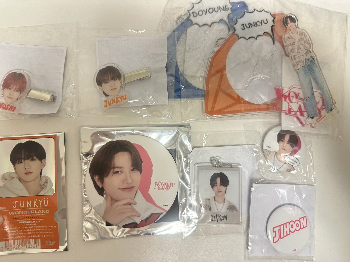 treasure 交換

譲) 画像のもの

求) ジェヒョク

郵送or都内手渡し可能です^ ^
リプ、dmぜひぜひお気軽にお声掛けください🙇‍♀️
#Treasure交換