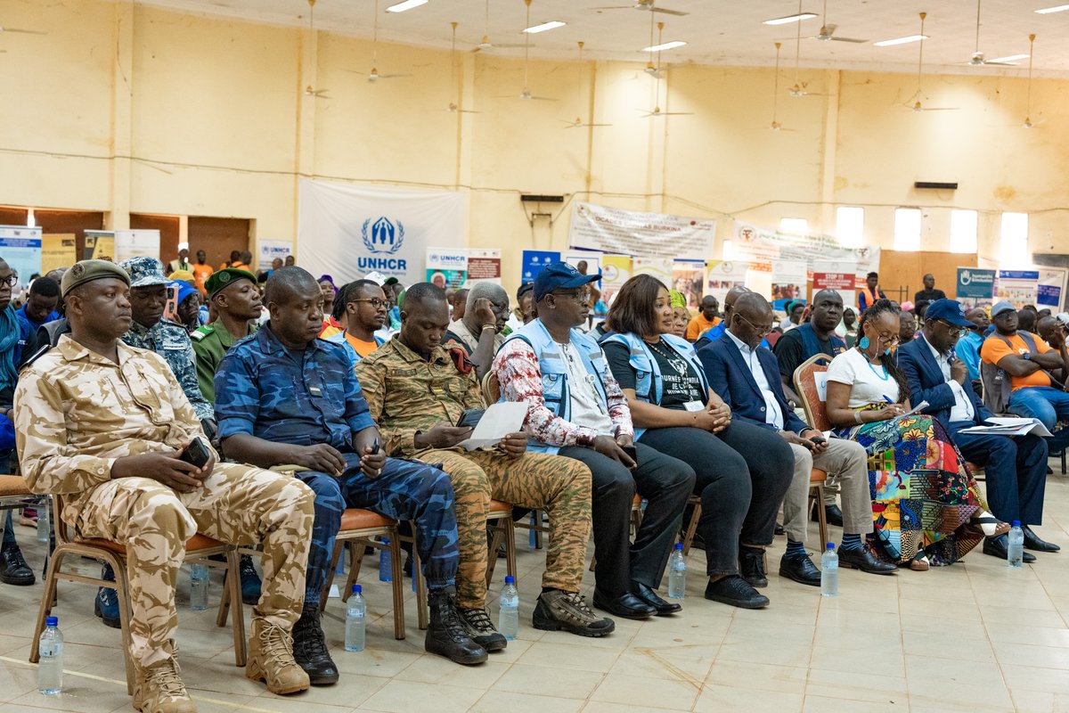 OCHABurkina's tweet photo. La ville de Ouahigouya a accueilli ce 16 août la cérémonie commémorative officielle de la #JMAH2024 au 🇧🇫, présidée par la ministre de l'Action humanitaire, Nandy Somé/Diallo, accompagnée par la Coordonnatrice humanitaire @CarolfloreUn et les membres de l'équipe humanitaires pays https://t.co/LAQVGwhqRv