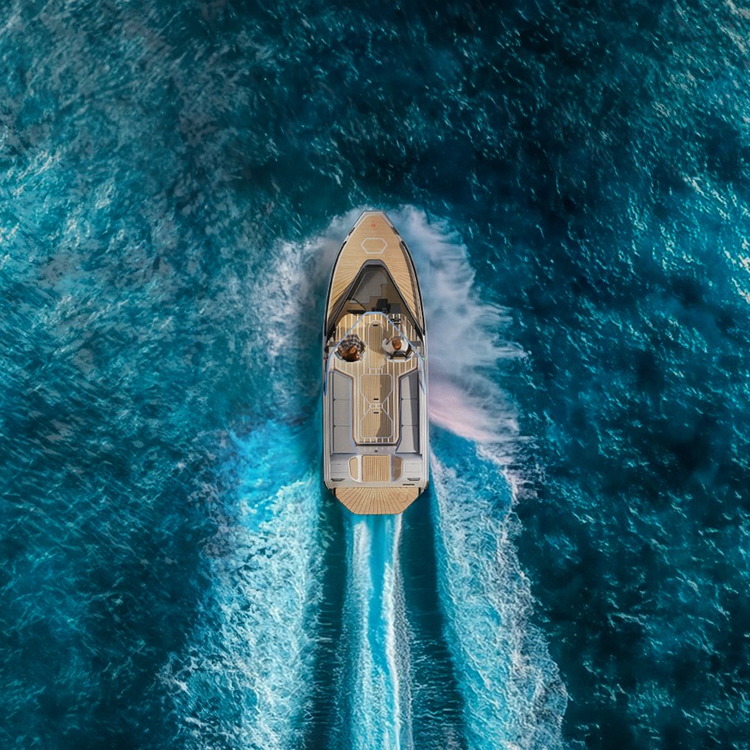 NavaltBoats's tweet photo. Swift, Silent, &amp; Spacious.
The perfect vessel for unforgettable adventures with loved ones!
#Shesha #FamilyBoat #Electricboat #boating #boatingculture #Navalt https://t.co/2LuNBMj5ee
