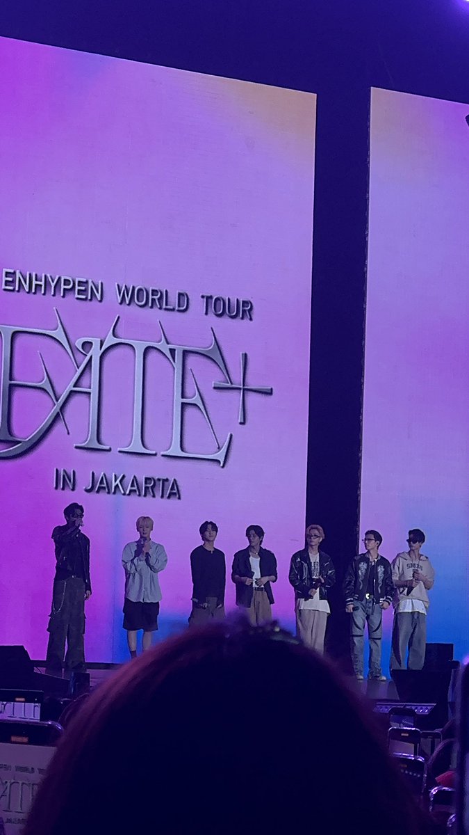 shoutout_jake's tweet photo. enha’s here!! #FATEPLUS_IN_JAKARTA #ENHYPEN #엔하이픈 https://t.co/zPJ9o3Rjxd