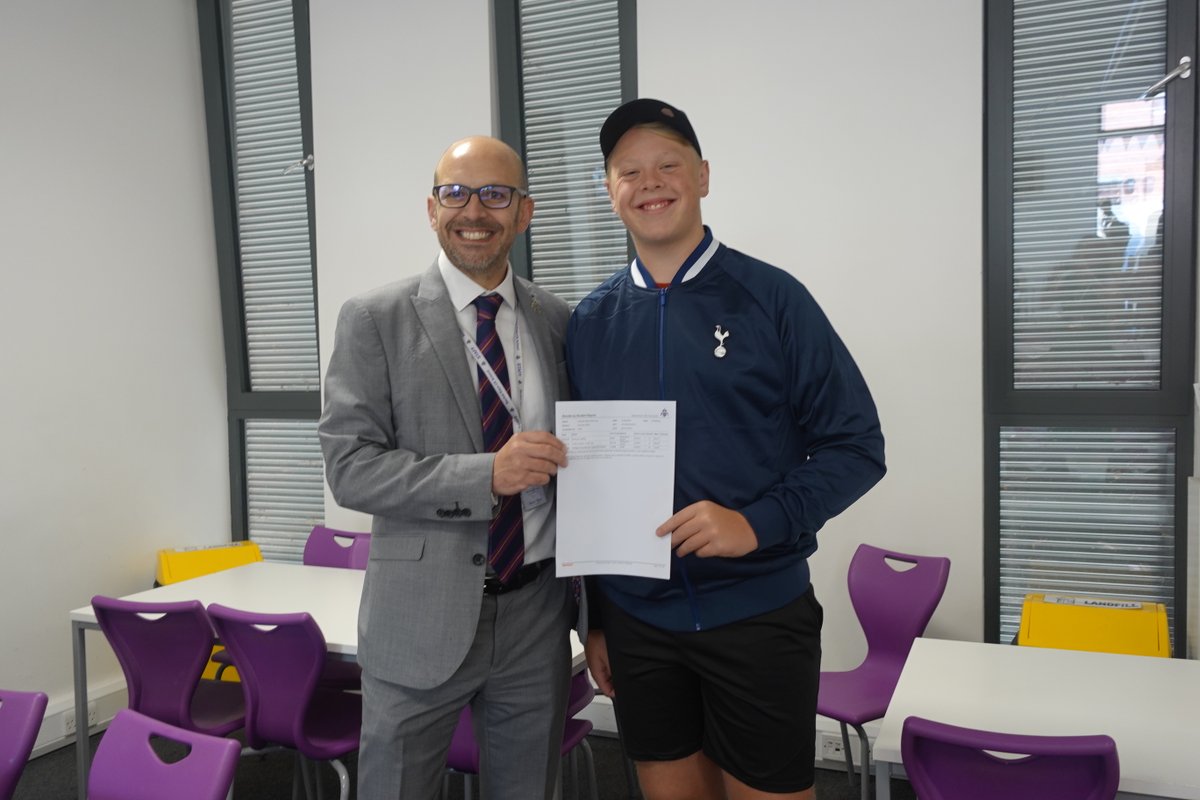 Becket Keys tweet media