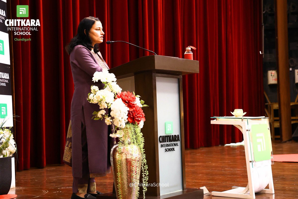 chitkara_school's tweet image. Engaging session on eye health titled, “Better Eye Health” for grades 5 and 6 highlights the importance of vision care at Chitkara International School

-
#CIS #sesssion #doctorsession #learning #knowledge #eyehealth #healthcare #eyes #studentsession #ChitkaraInternationalSchool