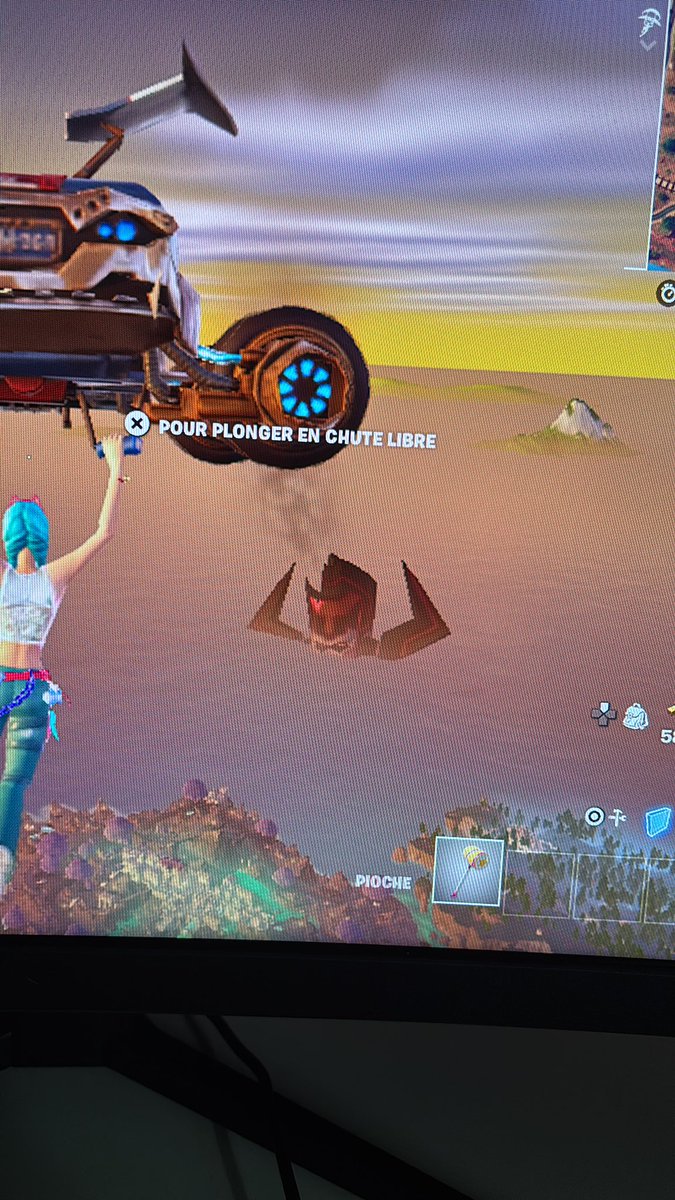 theopvv13's tweet photo. ??? #Fortnite #FortniteAbsoluteDoom https://t.co/K8dlrWtdor