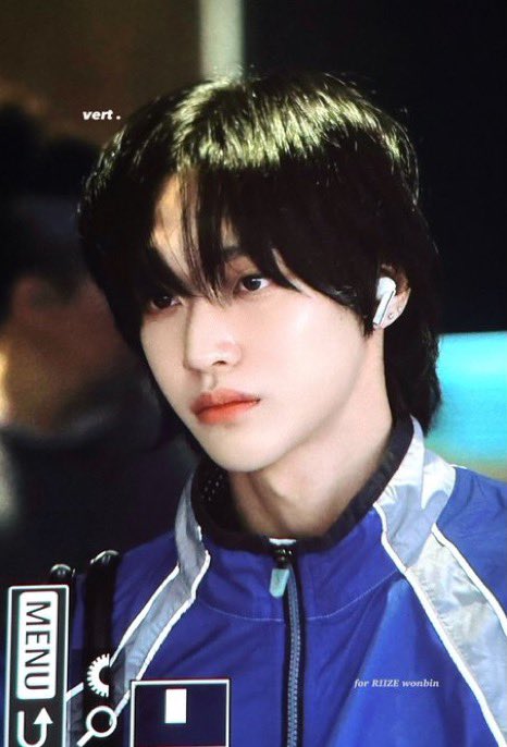 빵 tweet media