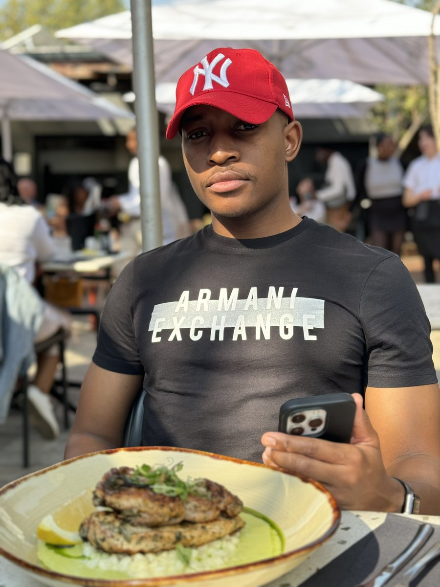 WvyneHuni's tweet photo. To cap or not 🧢 https://t.co/xVDUtiDkNq