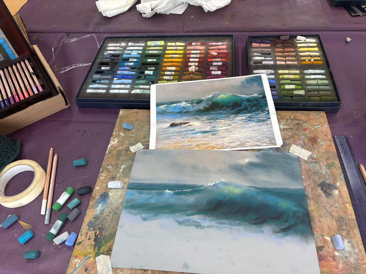 Breaking wave in pastels - our students wonderful work in the recent Clive Eastland one day workshop onsite at our new venue. The depth of colour is gorgeous in these mood grabbing pictures. Well done to our students and thanks to our teacher for another great day at Ardington 😊