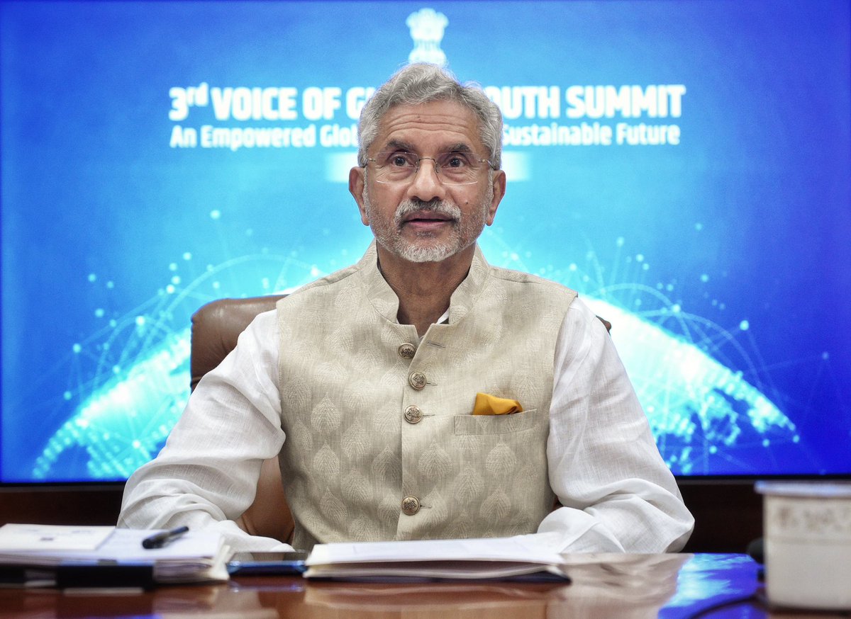 DrSJaishankar's tweet photo. Addressed the first Foreign Ministers’ Session of the 3rd #VoiceOfGlobalSouth Summit on the theme ‘Charting a Unique Paradigm for Global South’.
Highlighted the need for:
➡️ Strengthening economic resilience to de-risk international economy from disruptions caused by conflicts, pandemic and climate events.
➡️ Just Energy Transitions including access to low-cost financing and critical technologies.
➡️ Reforming multilateralism to reflect the hopes and aspirations of the Global South.
➡️ Democratizing digital transformations will be a key driver of economic and governance transition of the Global South.
Confident that our deliberations today will constructively supplement the upcoming Summit of the Future.
🔗: https://t.co/1PKubrYe8j