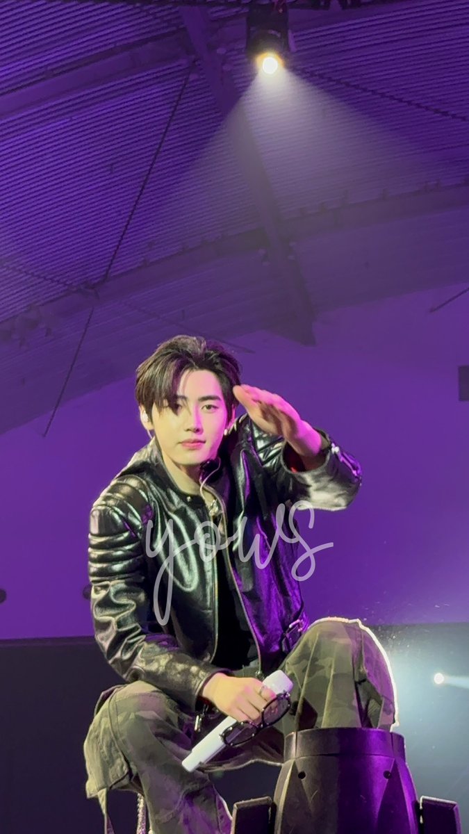 oh how cute is this 🙁