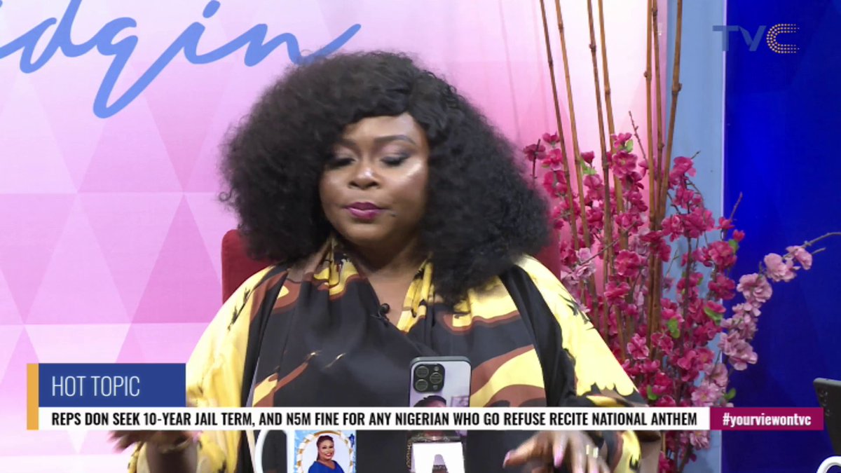 TVCconnect's tweet photo. Businessman don talk how im friend lose job chance because of ankle chain and plenty piercings.
Dis na di viral story we di ladies dey weigh in on. Wetin be your take?
#JobOpportunities #FashionImpact #YourViewOnTVC #PidginEnglish #ViralStory
https://t.co/dUyn8fInTm https://t.co/140YdN9jUy