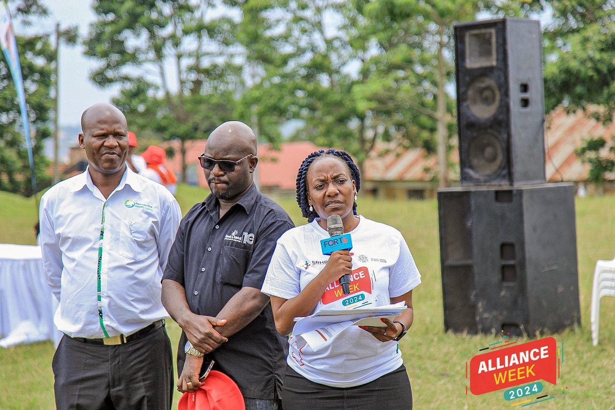 MwizaSophy's tweet photo. While at the closing ceremony of the #AllianceWeek24 which happened yesterday at Boma Grounds, The country Director @Auntie_Olzz shared the different findings in the schools and health centres in Fort Portal City and Kabarole District visited in the #AllianceWeek24 https://t.co/FnTuuCcier