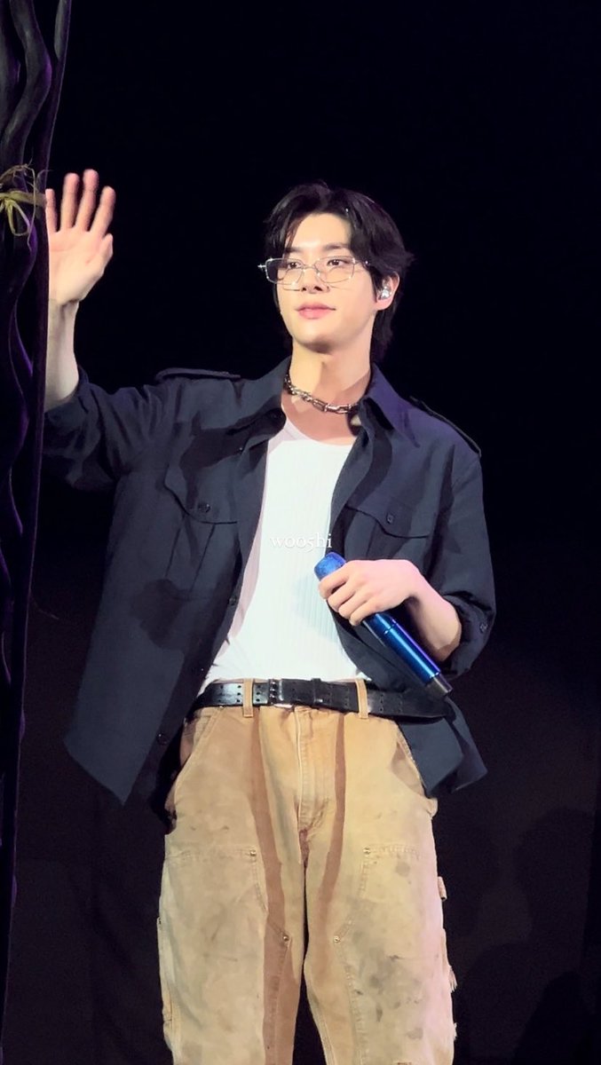 sjydaiIy's tweet photo. HE IS SO HANDSOME AHHHH

#JAKE #엔하이픈_제이크 #ジェイク https://t.co/jMuVEIuUZb