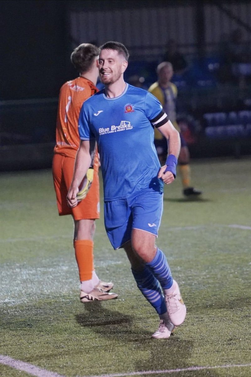 Dan Lomas tweet media