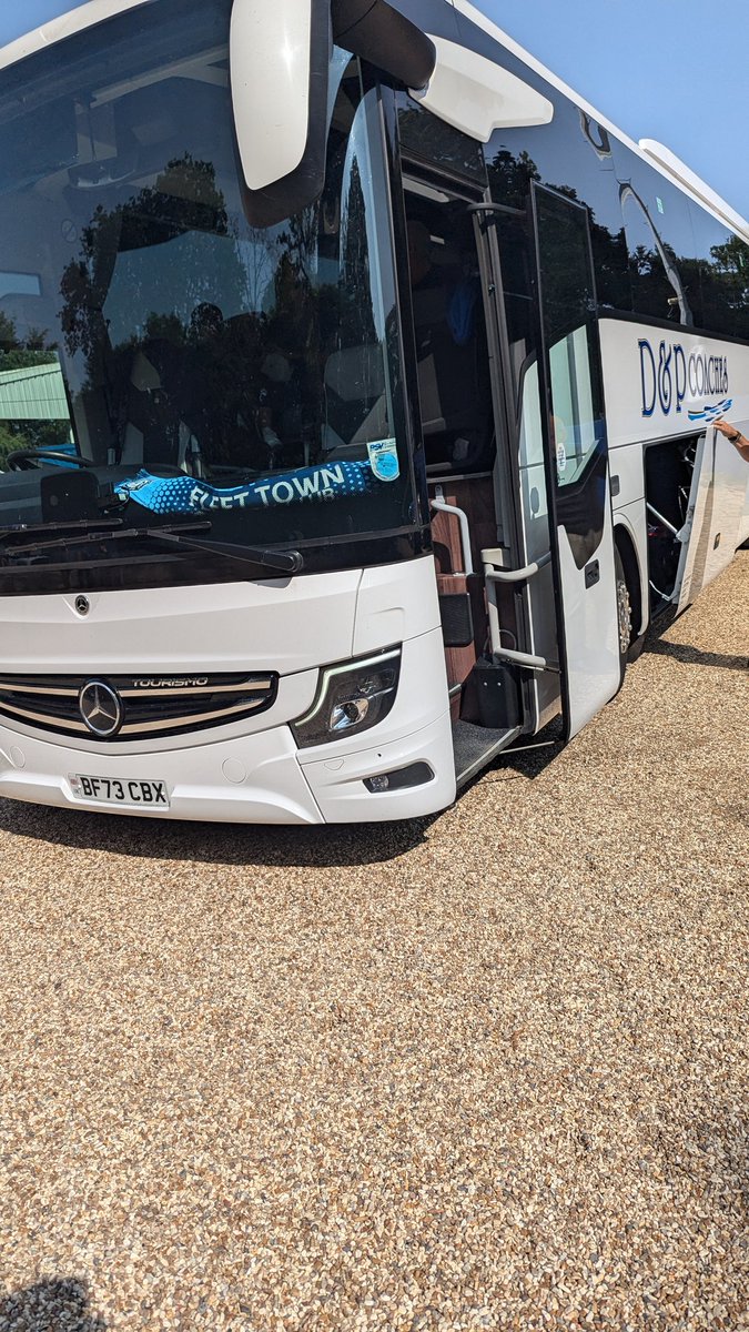 TimboATFC's tweet photo. @FCFleetTown
Here we go @MRTWOLDAccount
#FleetFleetFleet
See you soon @WincantontownFC https://t.co/co9h5rypUG