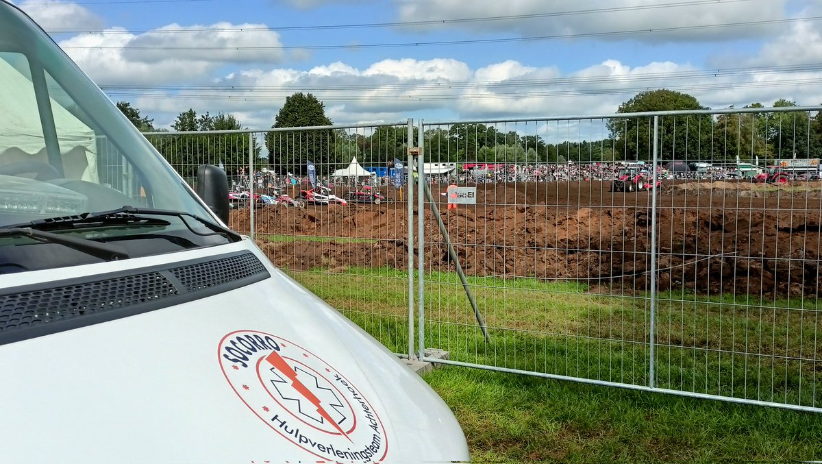 St_Socorro's tweet photo. Vandaag zijn we te gast bij #ACCLa in #Lochem bij het @eurol_global #NKautocross! https://t.co/bu7xfUsxvK