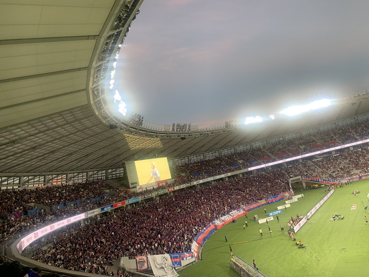 Bo___chann's tweet photo. ãŽã§ã«ãã£ãµãã®çãã
ããããå³ã®çŽ ã¹ã¿ãžã¢ã ãžð
#WelcometoOurHOMEð
#fctokyo #tokyo https://t.co/Ivhe2Z62cG