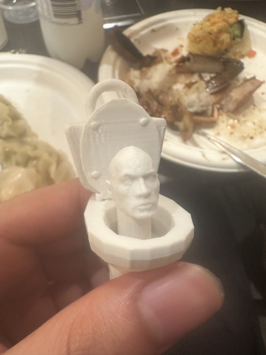 SilverZoneS tweet media