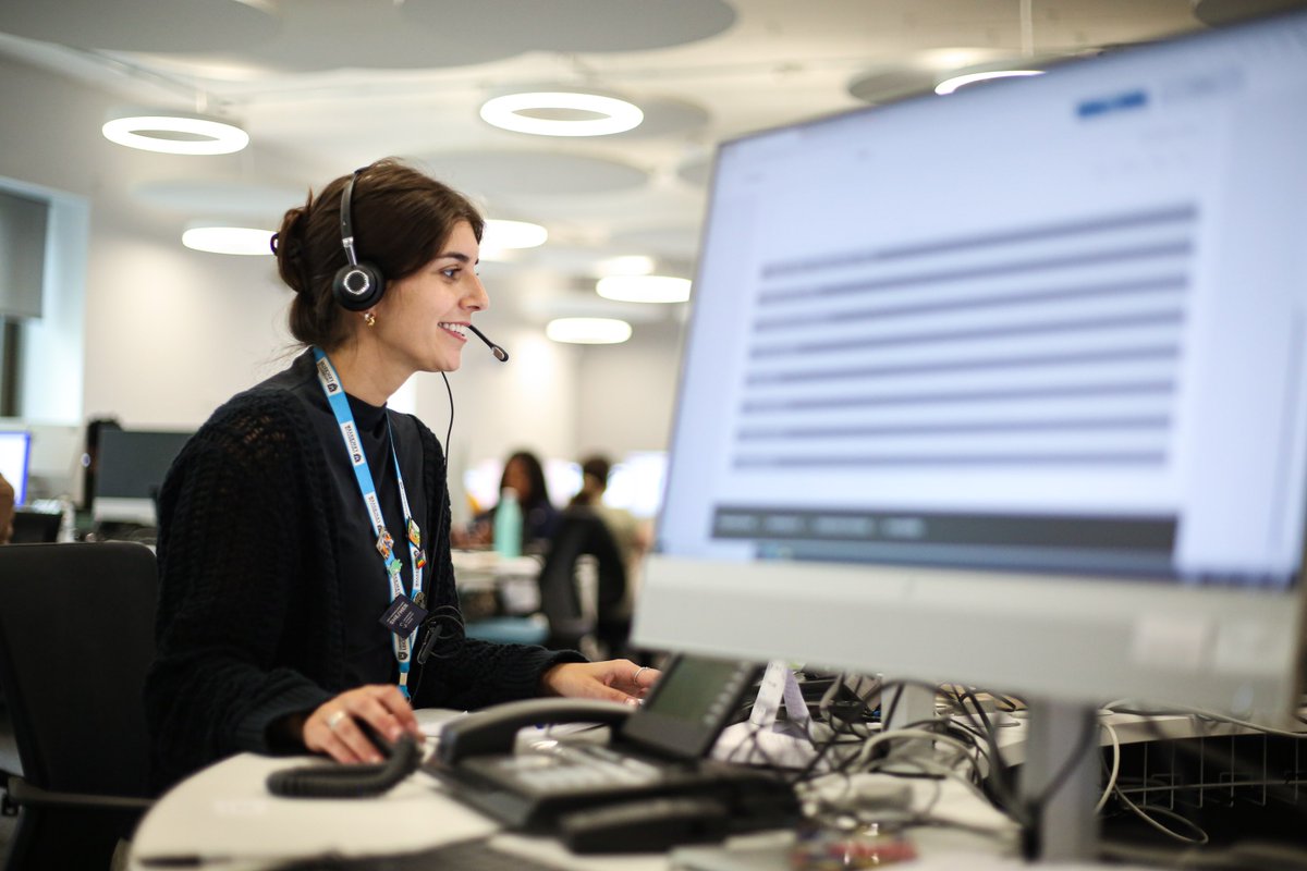 uniofleicester's tweet photo. If you are still looking for a place in Clearing or need advice, our phone lines are open 10am - 4pm this weekend. We are here to help and ready to take your call.

☎️ 0116 373 6000
📲 https://t.co/9g3HT1CJZq

#CitizensOfChange #ChangeIsCalling https://t.co/ZKprYVbdot