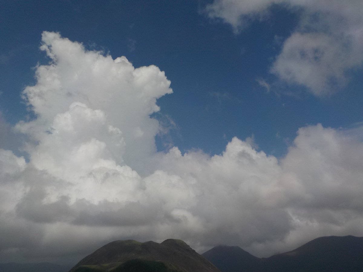 monkey4mountain's tweet photo. 🥷 Nothing to see here 🤡⚡
🕸🦾🦿🦴⛓️🔁🕷
#Training 🥷
#TrainingFriday
#TrainingSaturday
#Mountain
#Hiking https://t.co/FEN24ihjds
