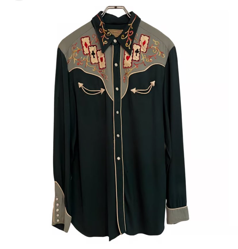 gubewatch's tweet photo. almost slipped over my own drool running to ID this beautiful shirt. vintage H Bar C ranchwear western shirt, looks 70s era to me. this is fucking gorgeous gube i am obsessed with your collection of playing card themed clothes https://t.co/iVKIEgGnEO