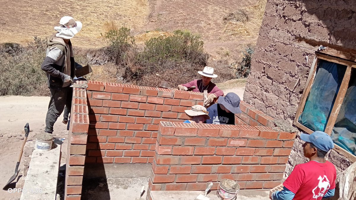 campperu's tweet photo. Work continues on the construction of toilet #20 🚽 at #CampMoray.  We are impressed by the hardwork and momentum from #TeamFalcon 🤗🙌 #campseffect @CampsInt https://t.co/KO17sqA1Hx