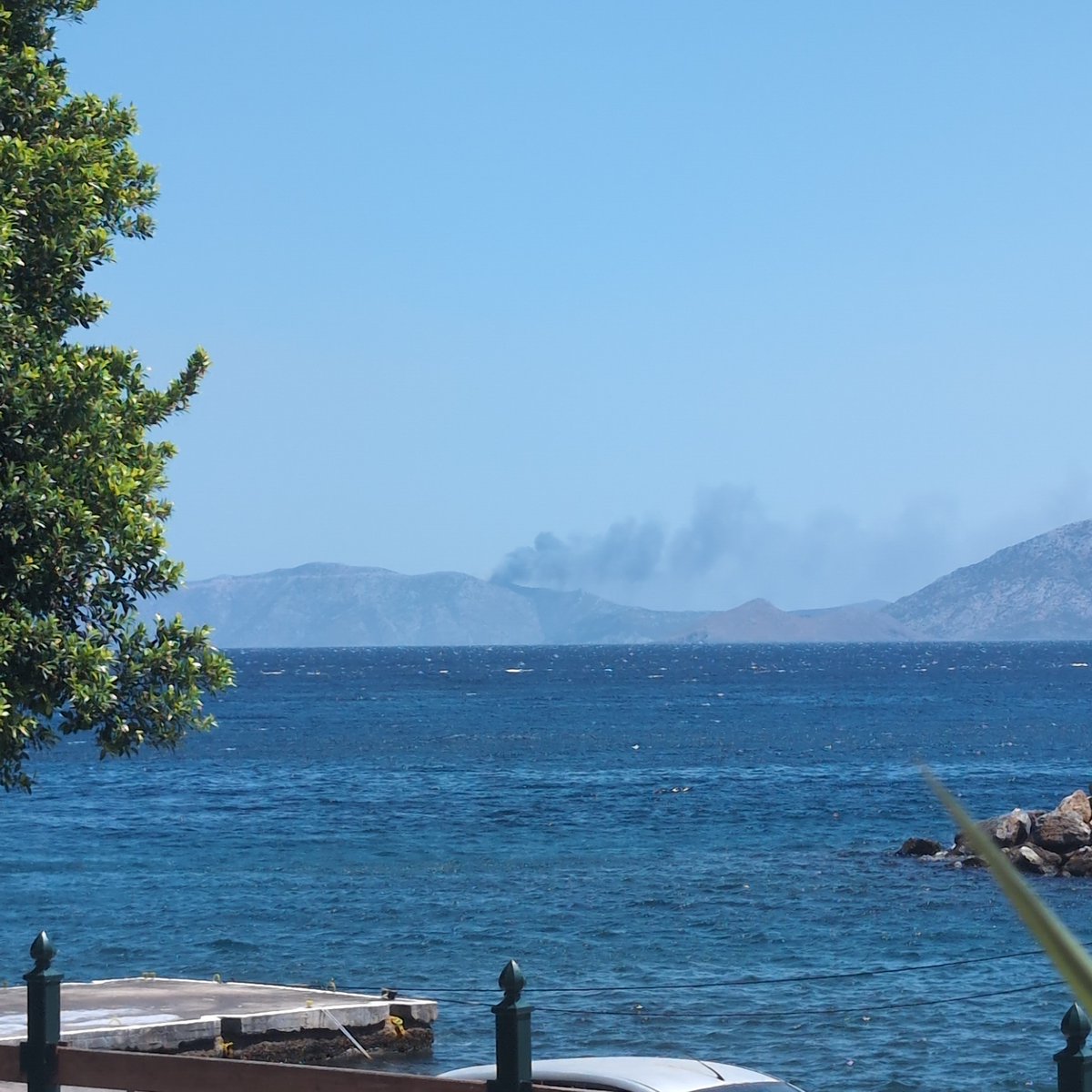 greekcitytimes's tweet photo. Fire breaks out at #Fourni
Island #φωτια #Greece https://t.co/WBHMCS72yA