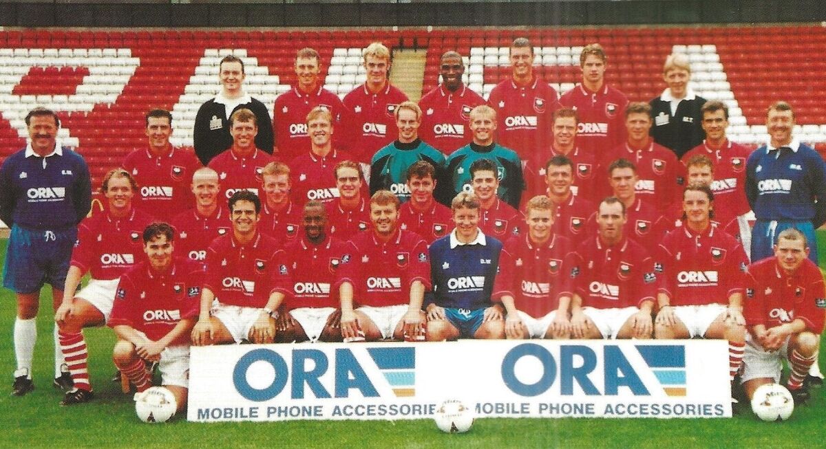 BarnsleyFCOTD's tweet photo. On this day in 1996, all 5 of Danny Wilson’s summer signings (Neil Thompson, Mattie Appleby, Paul Wilkinson, Clint Marcelle &amp; Jovo Bosancic) debuted in the 1st game of the season at WBA. More..1/2 #BarnsleyFC #DannyWilson #ClintMarcelle #NeilThompson #MattieAppleby #PaulWilkinson https://t.co/JkI22BUGci