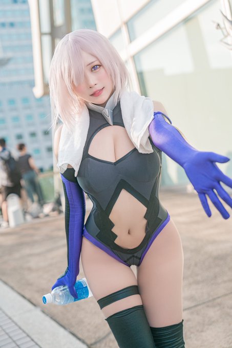 Twitterのコスプレ画像16