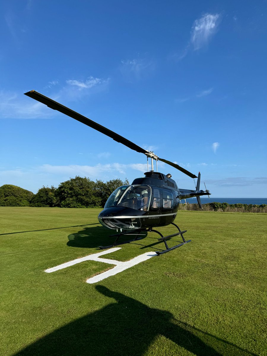 SFH flew G-TREE to Carlyon Bay Hotel in Cornwall yesterday, what lovely spot to land.