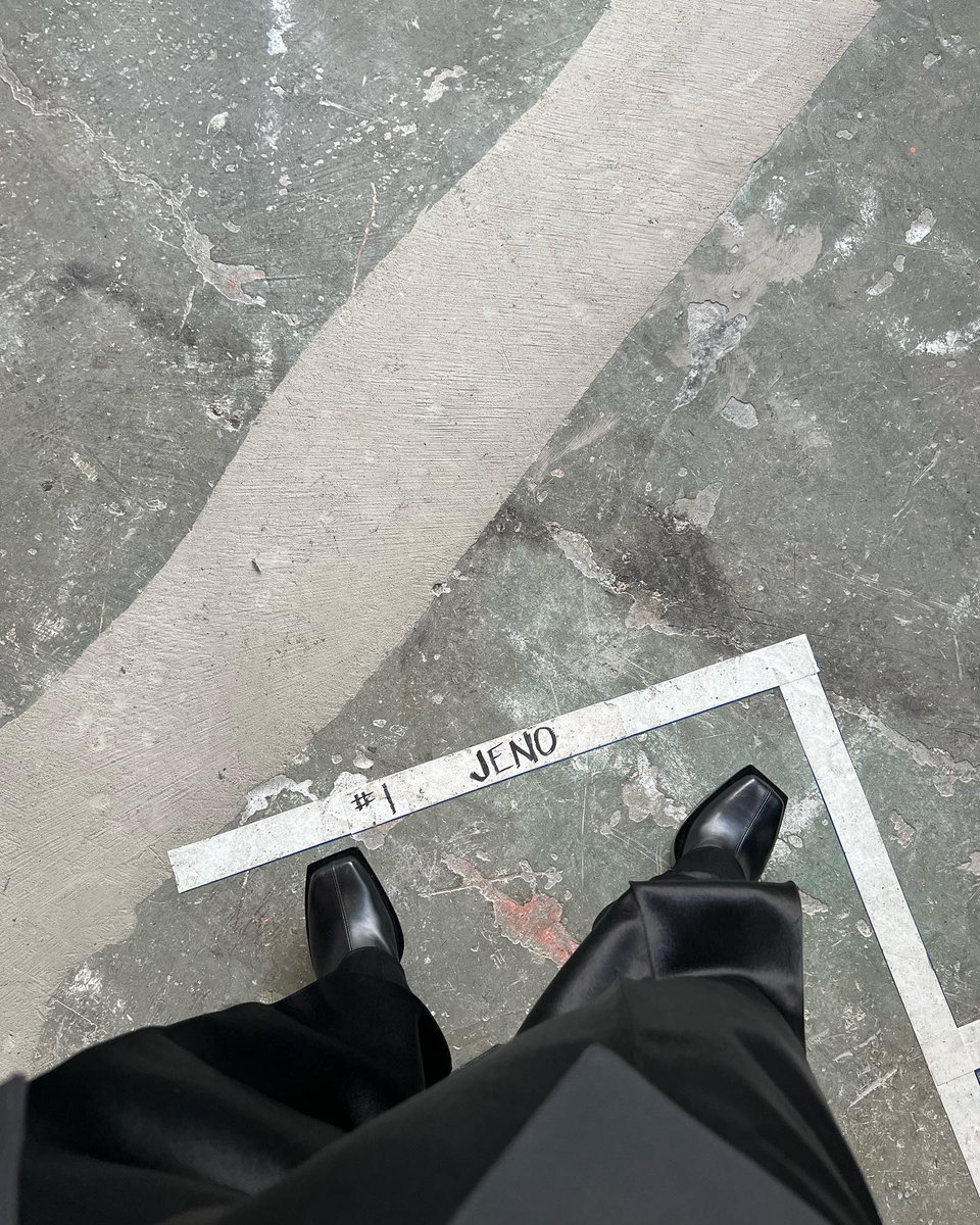 jenoisz's tweet photo. Throwback when I getting the chance to walk at #PeterDoSS23 is more than just an opportunity—it's the start of a new journey. Every step on that runway is a testament to hard work, passion, and the belief that with determination, anything is possible. https://t.co/STbP8eLnaL