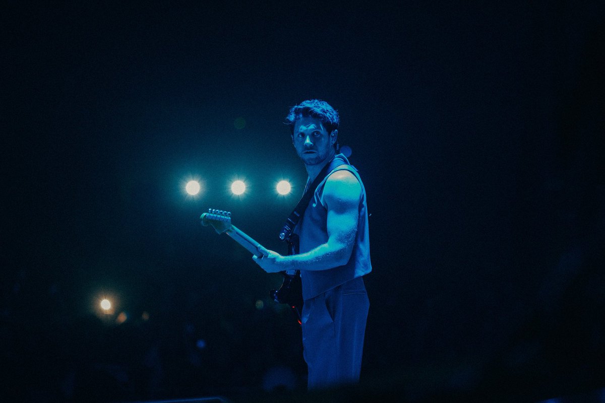94fearlover's tweet photo. RT THIS IF YOU ARE IMMENSELY PROUD OF NIALL HORAN. https://t.co/DHA48g097A