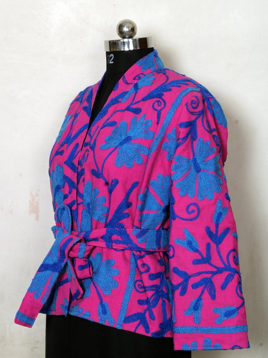 #EmbroideryCoat #EmbroideredCoat #CoatStyle
#FashionWithFlair #UniqueOuterwear