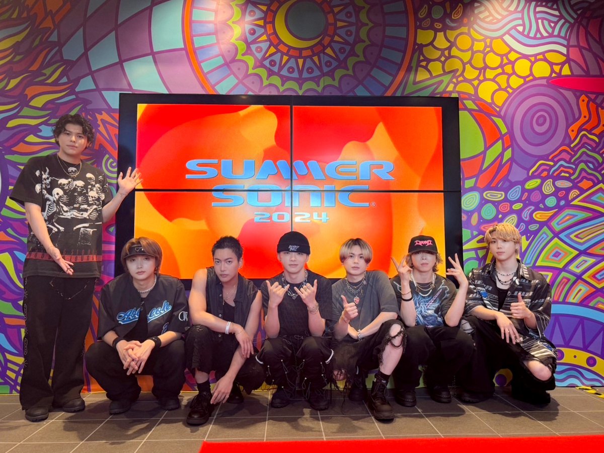BEFIRSTofficial's tweet photo. 2024.08.17
｢SUMMER SONIC 2024｣
@summer_sonic

BE:FIRST 'Blissful'
▼Streaming &amp; Download
https://t.co/kWMzQVWfJB

▼Music Video
https://t.co/XNcV0nXofC

#サマソニ #summersonic
#BF_Blissful
#BEFIRST https://t.co/99V0fxSuFj