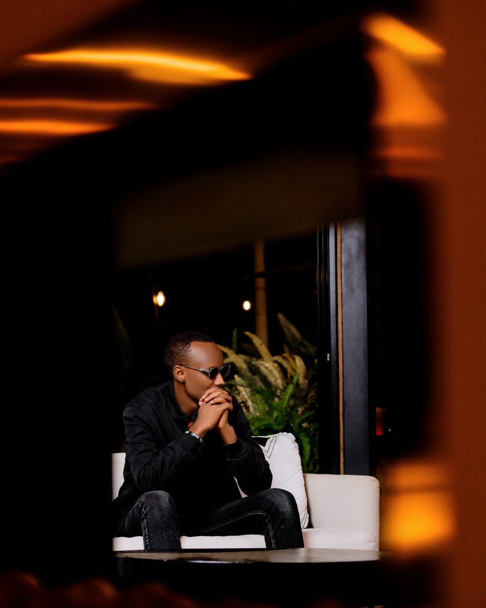 brianmukiza13's tweet photo. They hating from some far away &amp; it’s funny…..
Me myself and I https://t.co/mu1hvcqPXj