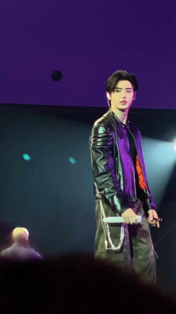 smilehooney's tweet image. For free 

#ehypen #FATEPLUS_IN_JAKARTA