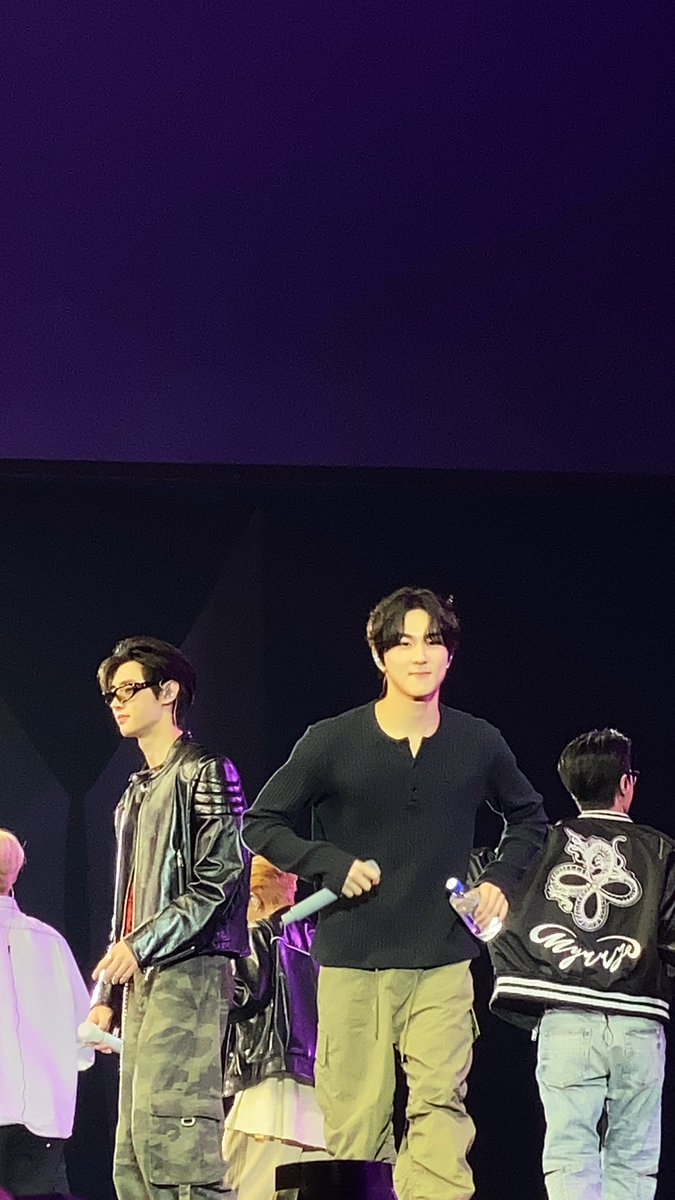 smilehooney's tweet image. For free 

#ehypen #FATEPLUS_IN_JAKARTA