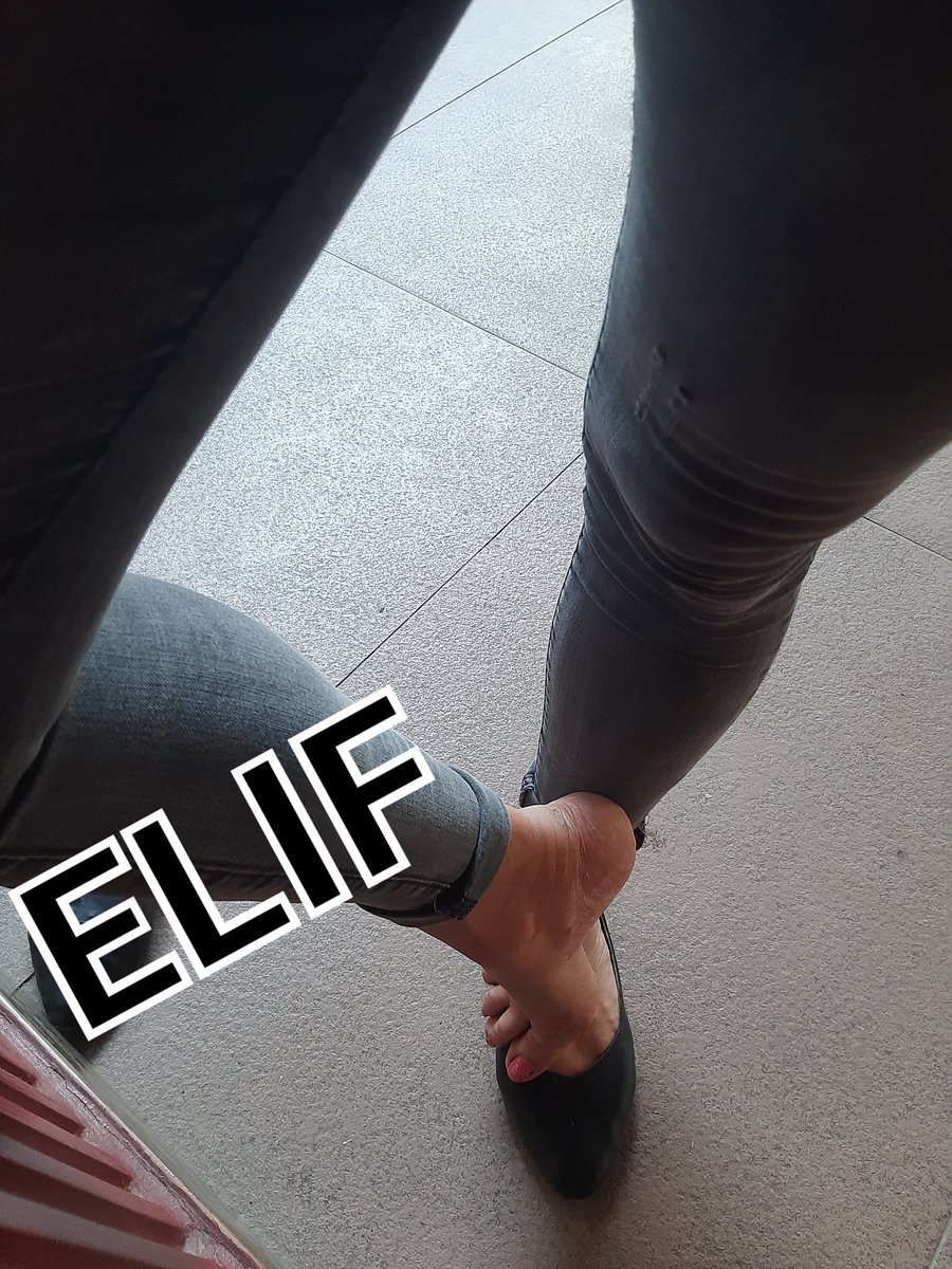 #Ayak #ayakfetisi #fetis #köle #finansalköle #sahibe #bdsm 
#FOOTFETİSH #strapon #itaat
#topuklu #koku #mistress #çamaşır  #topuk #seans #financialslave #fetiş #slave #topuklu #çorap #vucutcorabi #sexy #reel dm randevusu alınmıştır 
Yarın tam gun köle ol !