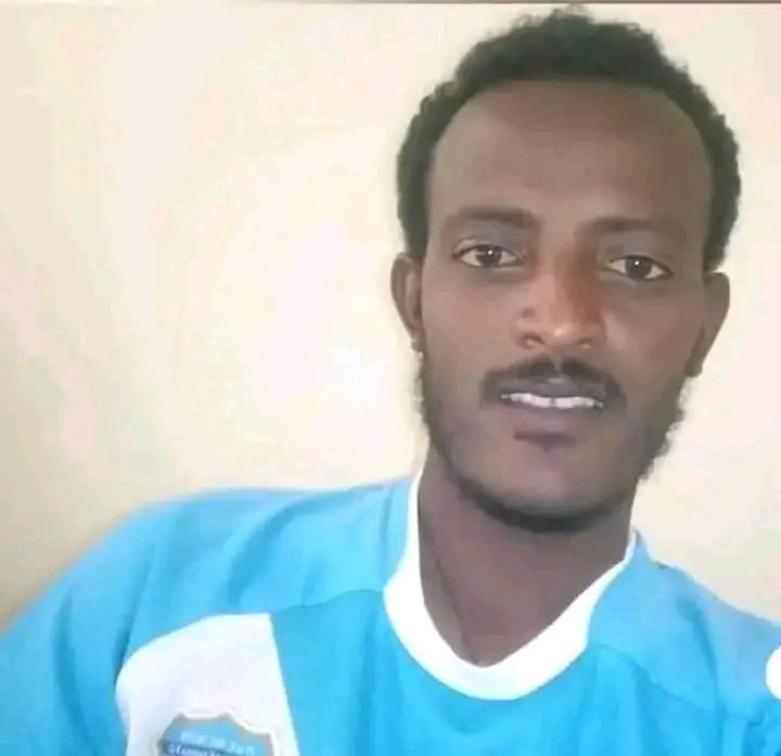 Eden__Alemayehu's tweet photo. #ፍትህለሄቨን #ፍትህ እንዴት ይሄን አረመኔ ከ ሰው እኩል ታስሩታላች እንዴት ? ህሊናቹ እንዴት እረፍት አግኝቶ ያድራል ..እየበላ እየጠጣ መታሰር ፍፁም አይገባውም .. https://t.co/EGwkHILzmF