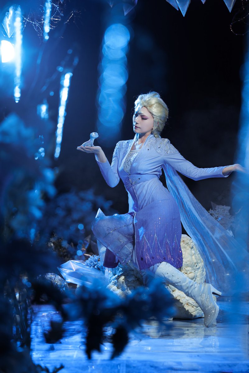 AdaSayaka's tweet photo. #Frozen2 #Elsa #アナ雪2 
❄️❄️
Photographer @blaze_ui 

#cosplay #cosplayergirls https://t.co/4xQYbd70F7