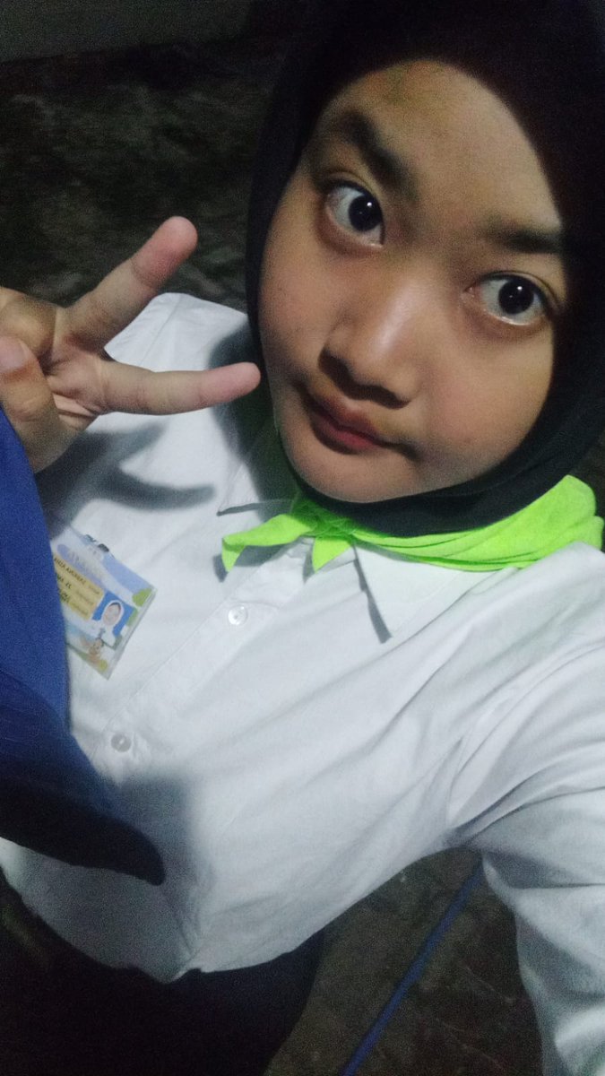 unnavilleraa's tweet photo. Yeyyy menamatkan 2 hari harus berangkat pagi buta, gelap gelapan

#JejakBarudiUNNES
#HariPertamadiUNNES
#PKKMBUNNES2024 https://t.co/rj4Cuub26i
