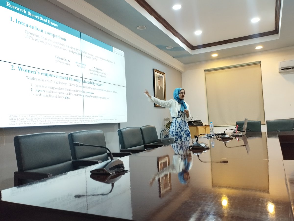 Wonderful to hav presented my research on the gender-energy-space nexus at my alma mater, <a href="/uetlhr/">Uet Lahore</a> this week. It was gr8 revisiting the campus after a decade, and reconnecting with peers &amp; mentors. Luvd the interest in #genderequity &amp; #SpatialJustice and the insightful feedback!