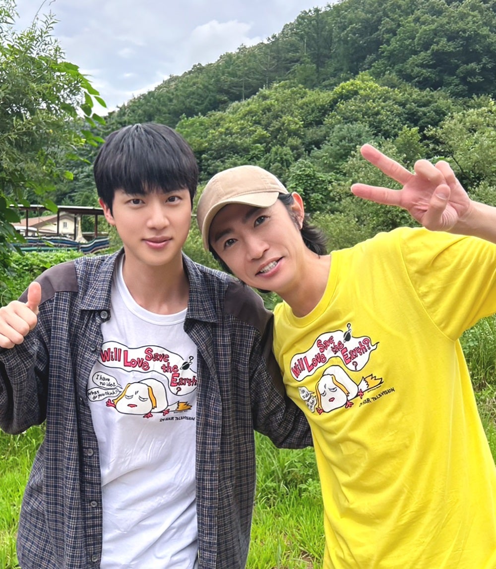 modelpress's tweet photo. 相葉雅紀×BTSジン
「24時間テレビ」でタッグ💚🐹

韓国で保護犬トリミング
ジンは除隊後日本のテレビ初出演

📺️8月31日～9月1日放送
https://t.co/GSZckaiF63

#相葉雅紀 #嵐 #JIN #ジン #진 #BTS #嗚呼みんなの動物園 #24時間テレビ @minnano_zoo_ntv @24hourTV https://t.co/FjegwE72Pi