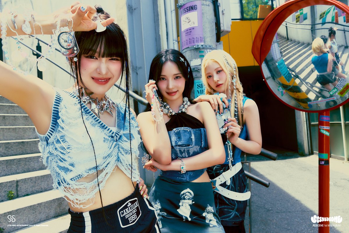 RESCENEofficial's tweet photo. RESCENE 1st Mini Album [SCENEDROME]

𝐂𝐎𝐍𝐂𝐄𝐏𝐓 𝐏𝐇𝐎𝐓𝐎 𝟐 💘
#𝐖𝐎𝐍𝐈 #원이
#𝐋𝐈𝐕 #리브
#𝐌𝐈𝐍𝐀𝐌𝐈 #미나미

2024. 08. 27 6PM (KST)

#RESCENE #리센느 #リセンヌ
#SCENEDROME
#LOVEATTACK #Pinball
#RESCENE_COMEBACK_0827 https://t.co/DnK3OpDbLN