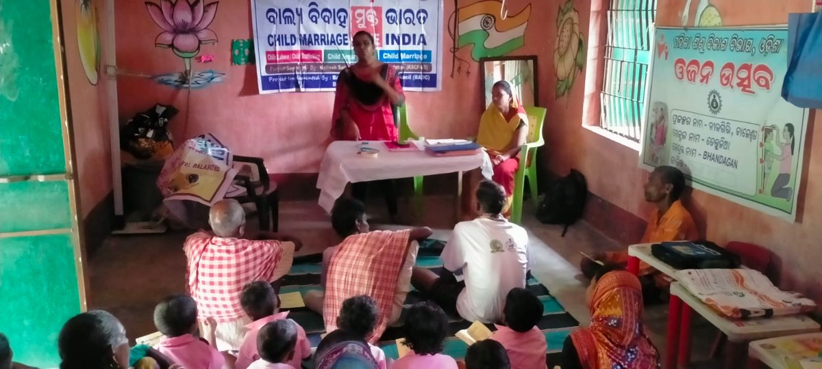 BADCBalasore's tweet photo. BADC-KSCF -US BALASORE ODISHA, k taraf se  AT-BHANDA GAON ,ARABANDHA , BLOCK -REMUNA,BALASORE
K chatra chatyraye sapath le rahe hai Bharat ko Balvivah mukta karna hai.
#childmarraigefreeindia
#balvivahseazadi 
#freedomnow
#childsexualabusefreeindia https://t.co/WAFWVzPeAR